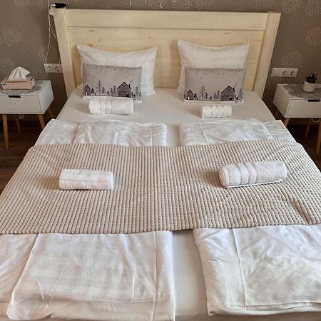 Safit-Mandala Apartment Mosonmagyarovar Ngoại thất bức ảnh
