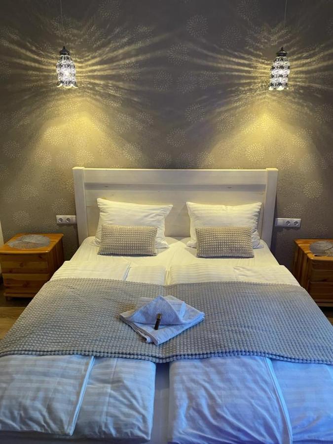 Safit-Mandala Apartment Mosonmagyarovar Ngoại thất bức ảnh