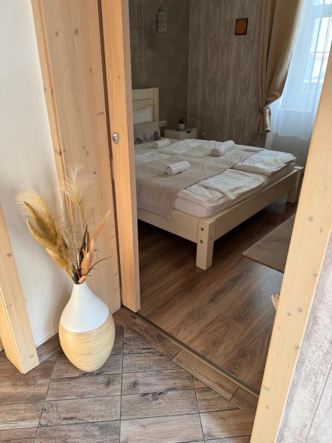 Safit-Mandala Apartment Mosonmagyarovar Ngoại thất bức ảnh