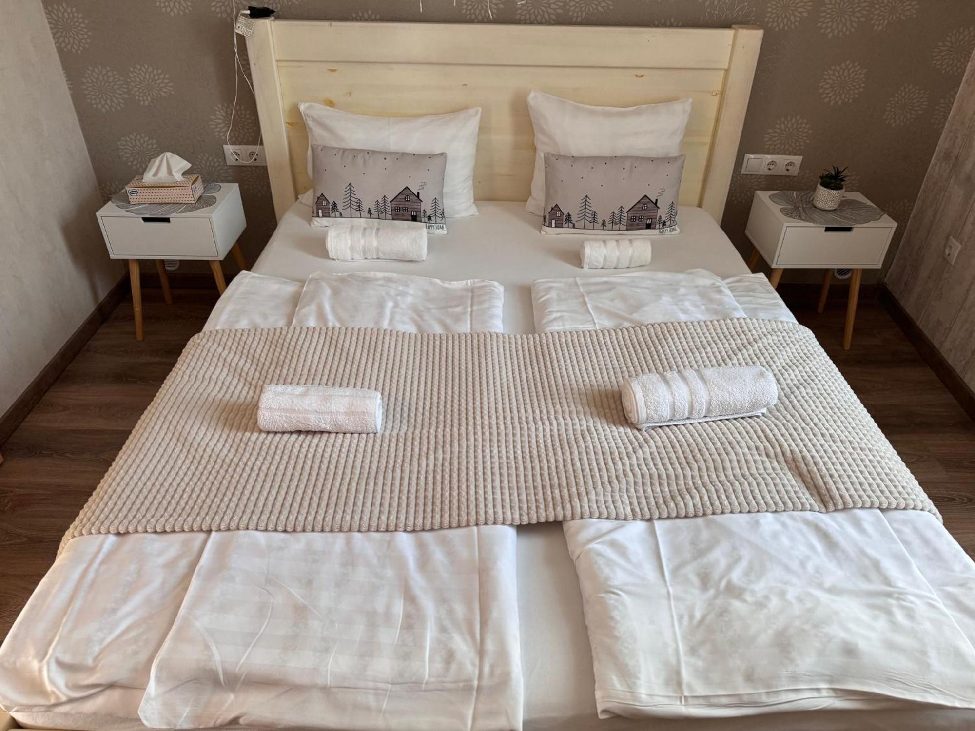 Safit-Mandala Apartment Mosonmagyarovar Ngoại thất bức ảnh